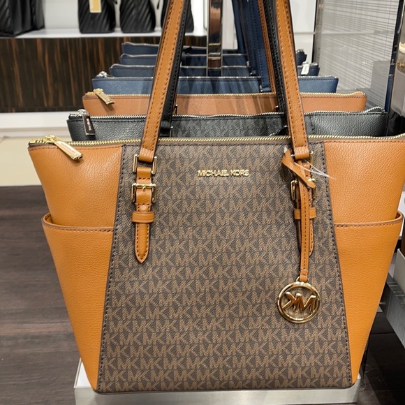 MICHAEL KORS CHARLOTTE LARGE TOP ZIP  Tote - Picture 9 of 12